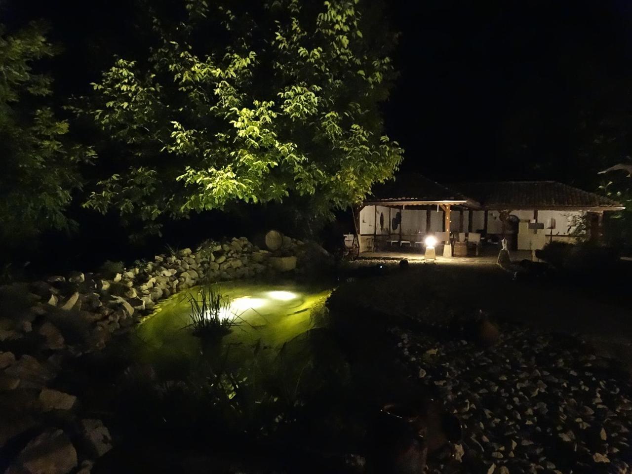 Guest House Biekorf Kostandenets Luaran gambar