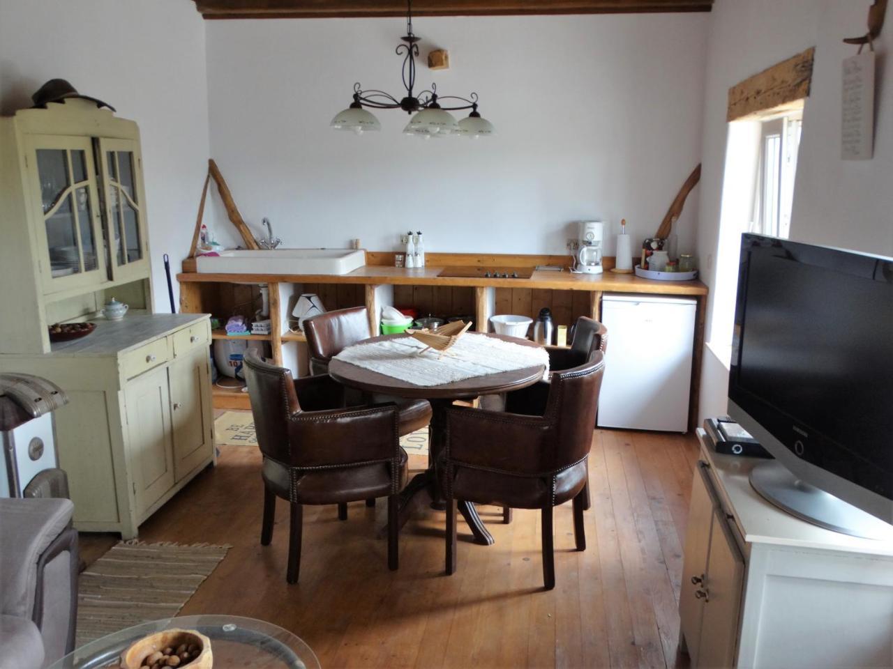 Guest House Biekorf Kostandenets Luaran gambar